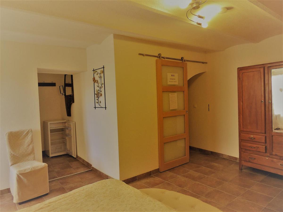 Venterol  Chambres D'Hotes La Dorgisane מראה חיצוני תמונה